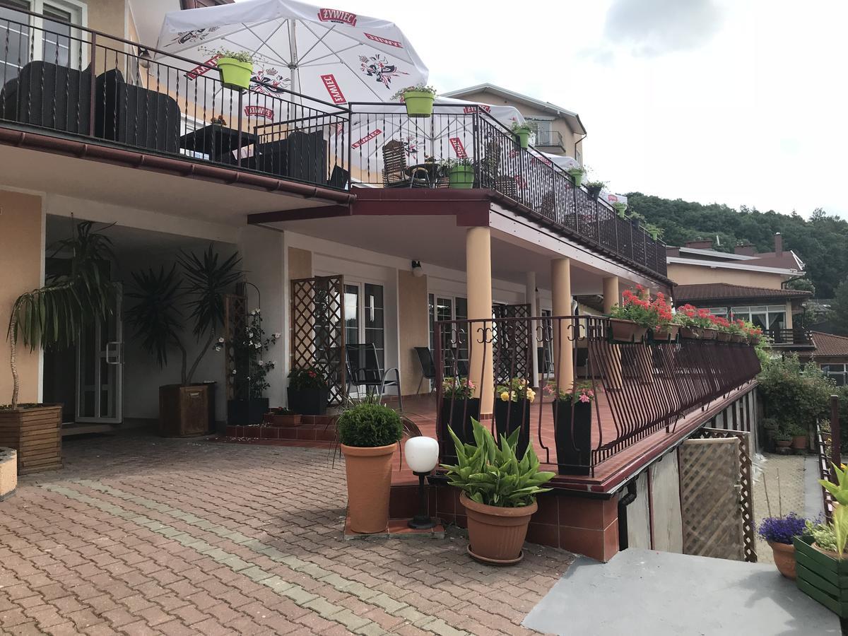 Eva Hotel Mragowo Bagian luar foto