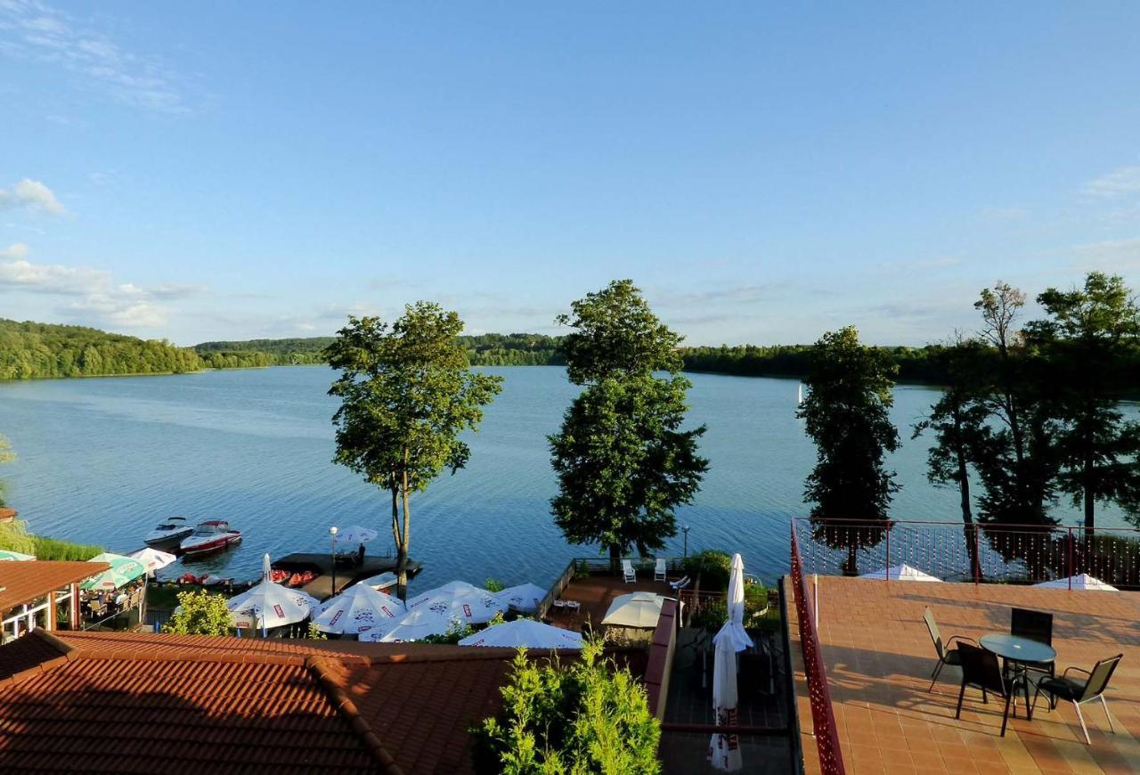 Eva Hotel Mragowo Bagian luar foto